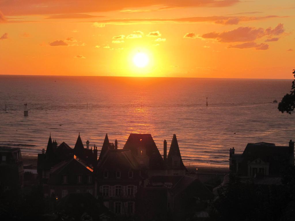 Villa Regina Trouville-sur-Mer Pokoj fotografie
